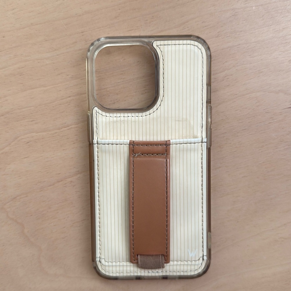 Walli case iPhone 13 Pro